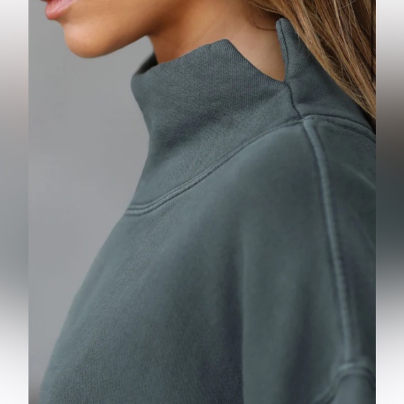 JOAH BROWN Turtleneck Sweatshirt - Picture 4 of 7